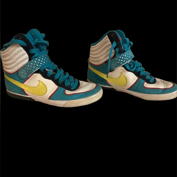 NIKE Women's Aeroflight High LE size 8.5 US - Picture 6 of 7